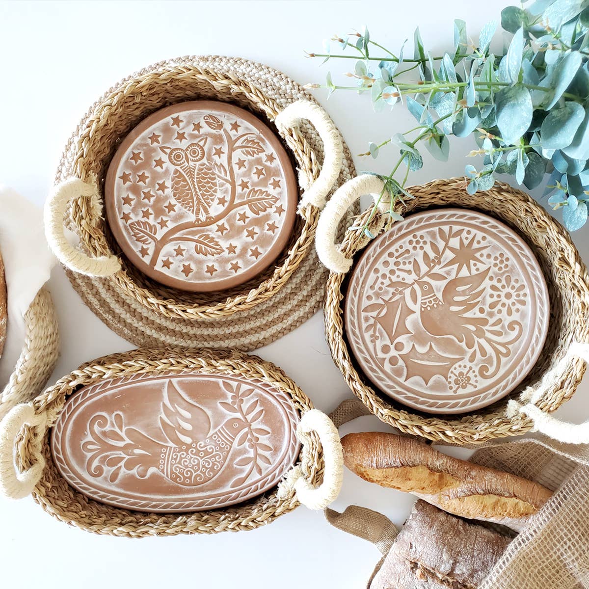 Handmade Bread Warmer & Wicker Basket - Bird Round