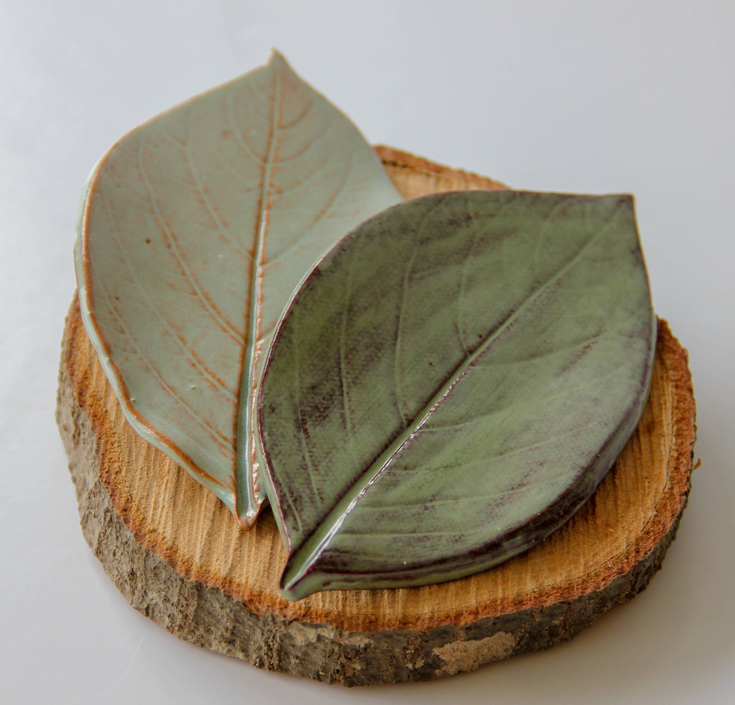 Large Leaf Dish