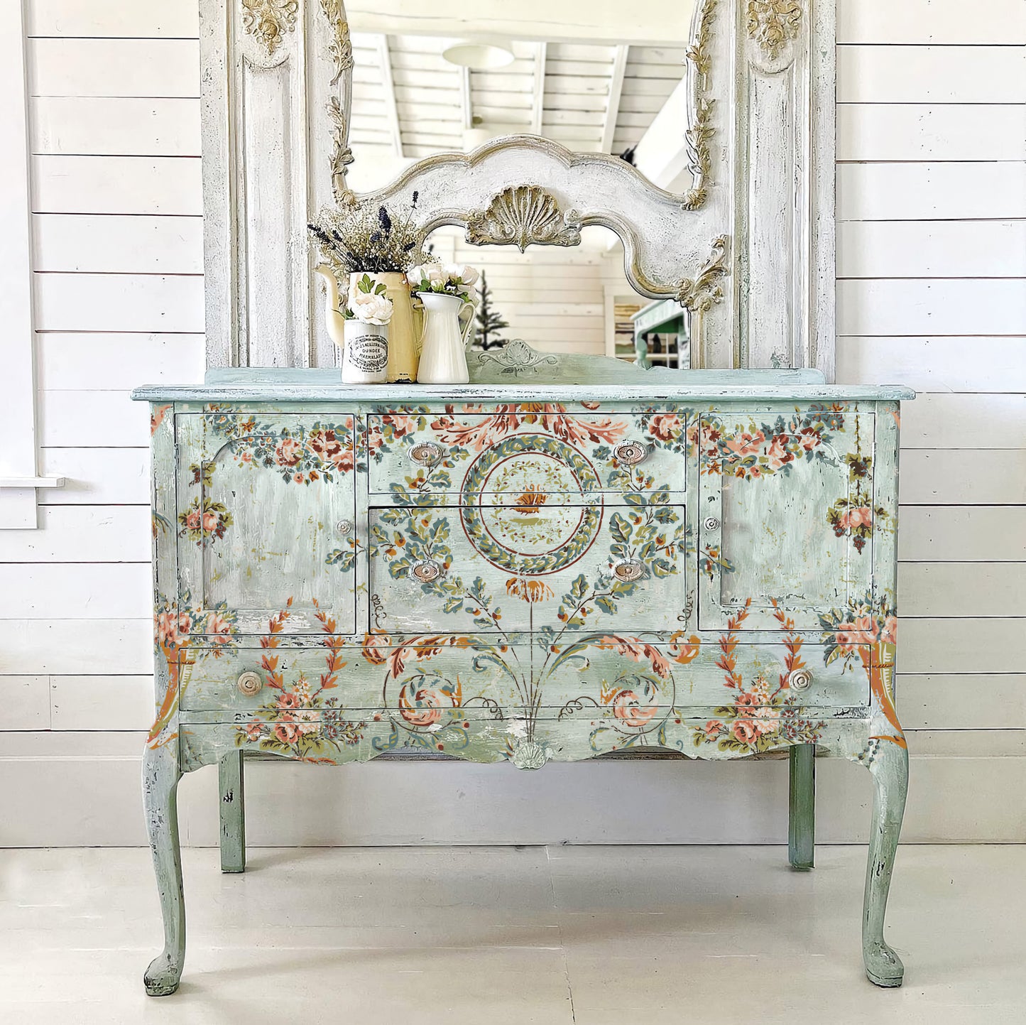 Chateau Paint Inlay