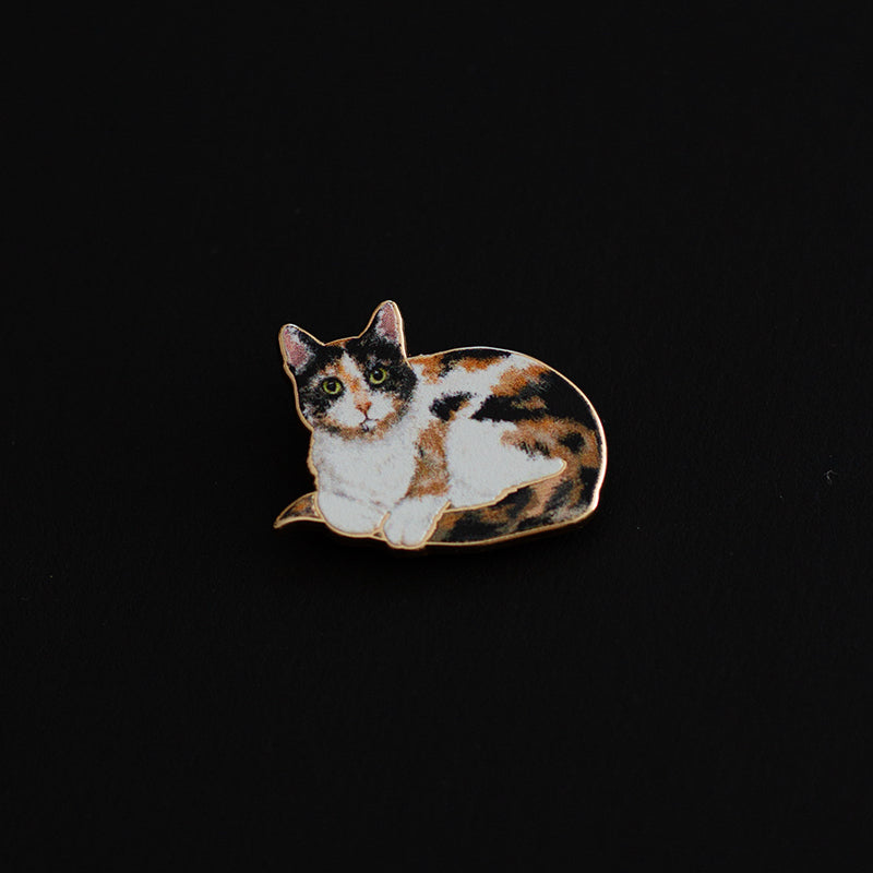 Calico Cat v2 Enamel Pin
