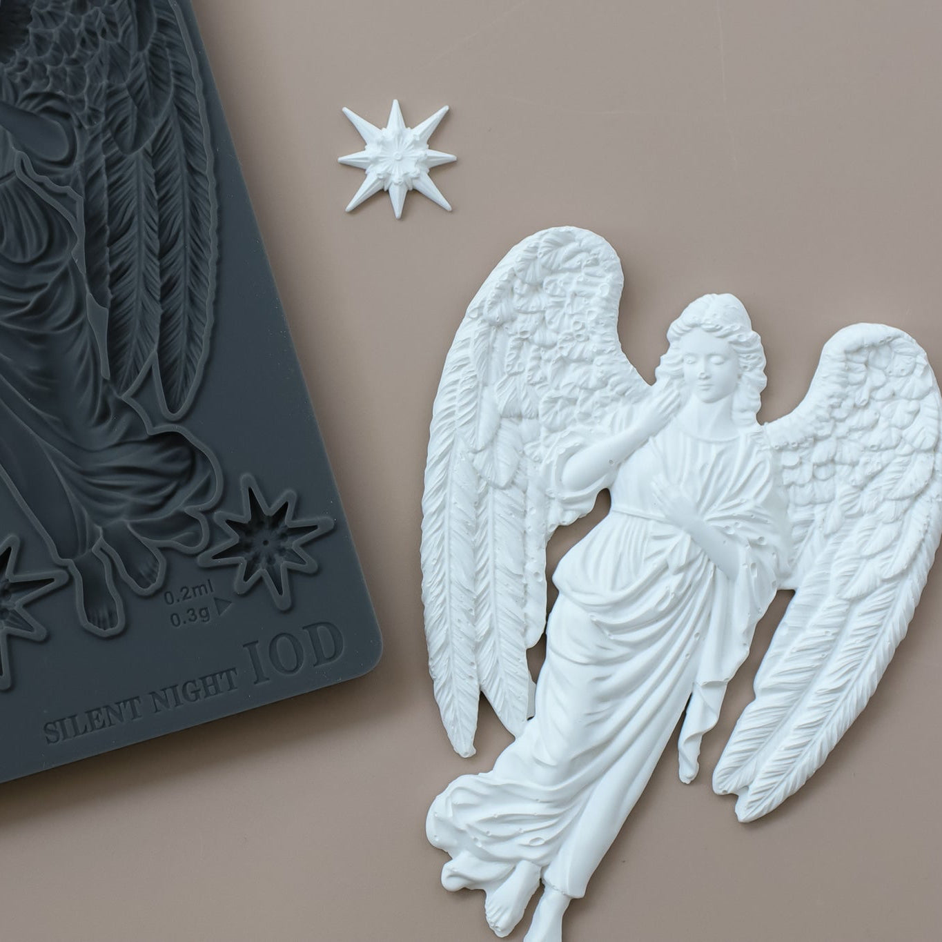 Iron Orchid Design Silent Night Silicone Mould 6x10