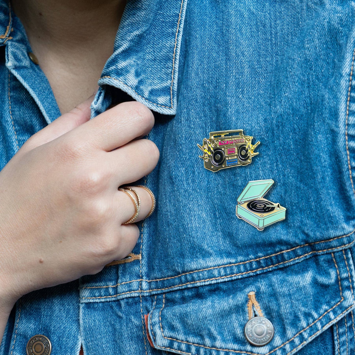 Retro Record Player Pin