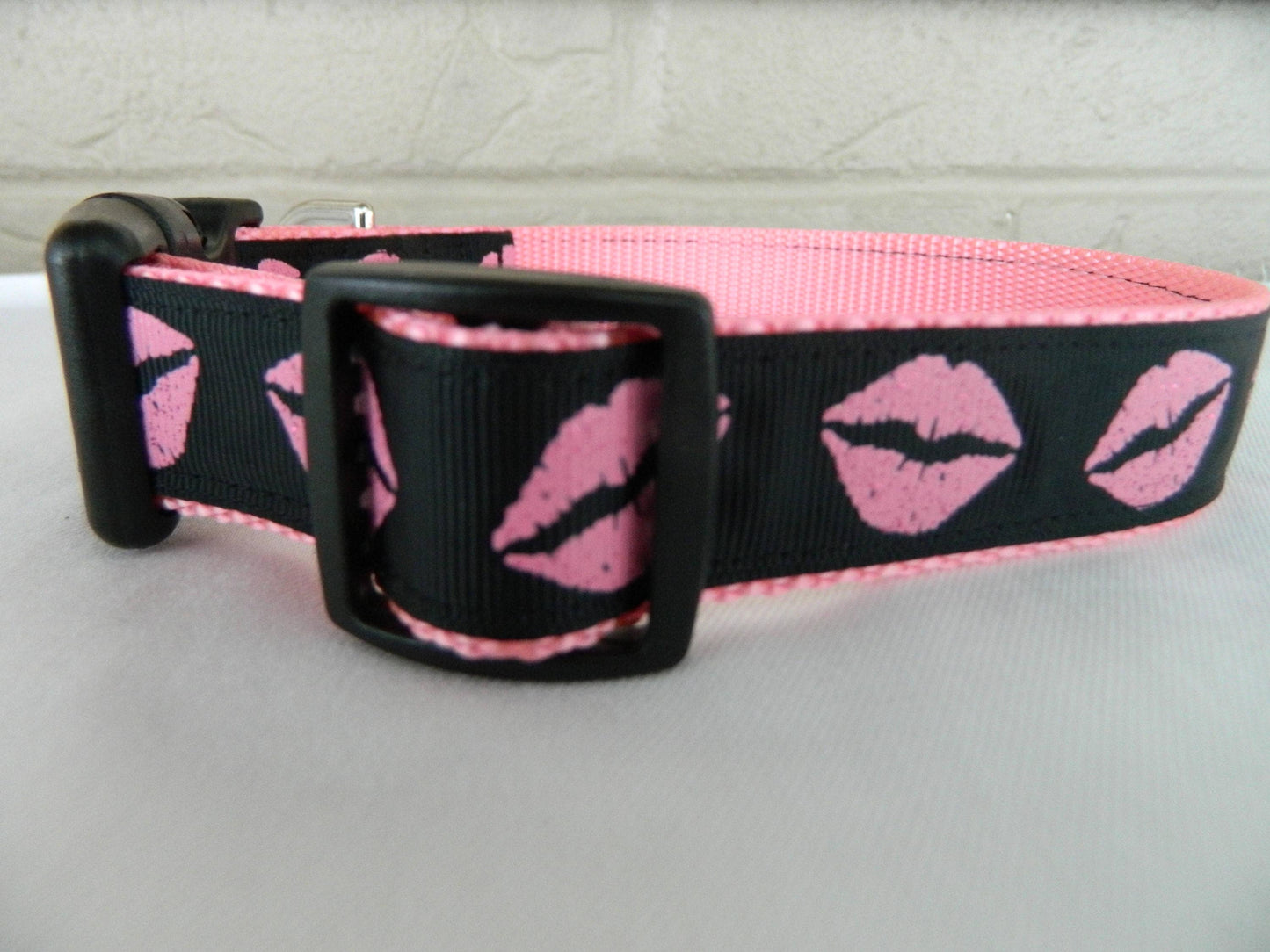 Pink Glitter Lips on Black Dog Collar